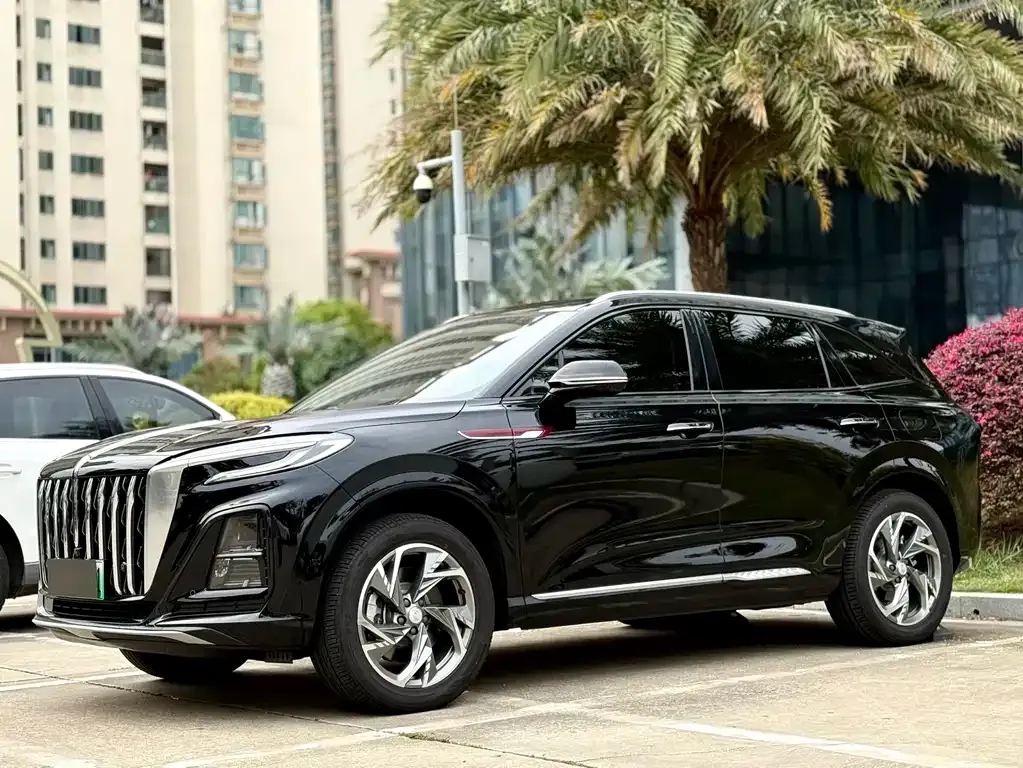 Hongqi HS3 PHEV — фото 1