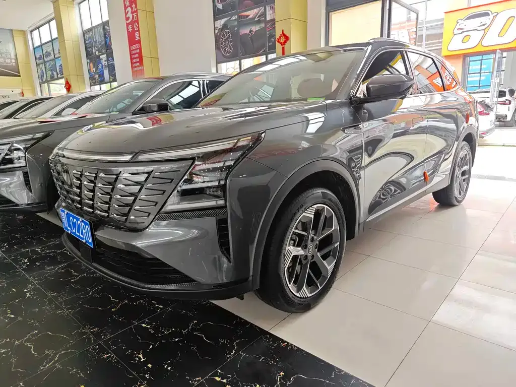 Changan CS75PLUS — фото 1