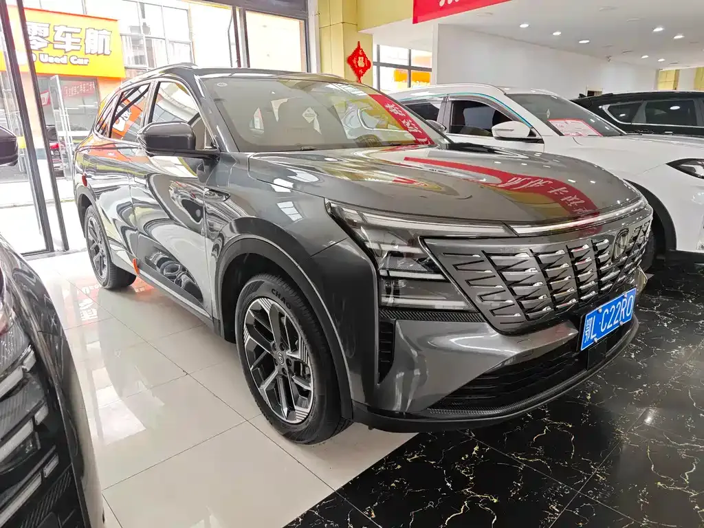 Changan CS75PLUS — фото 9