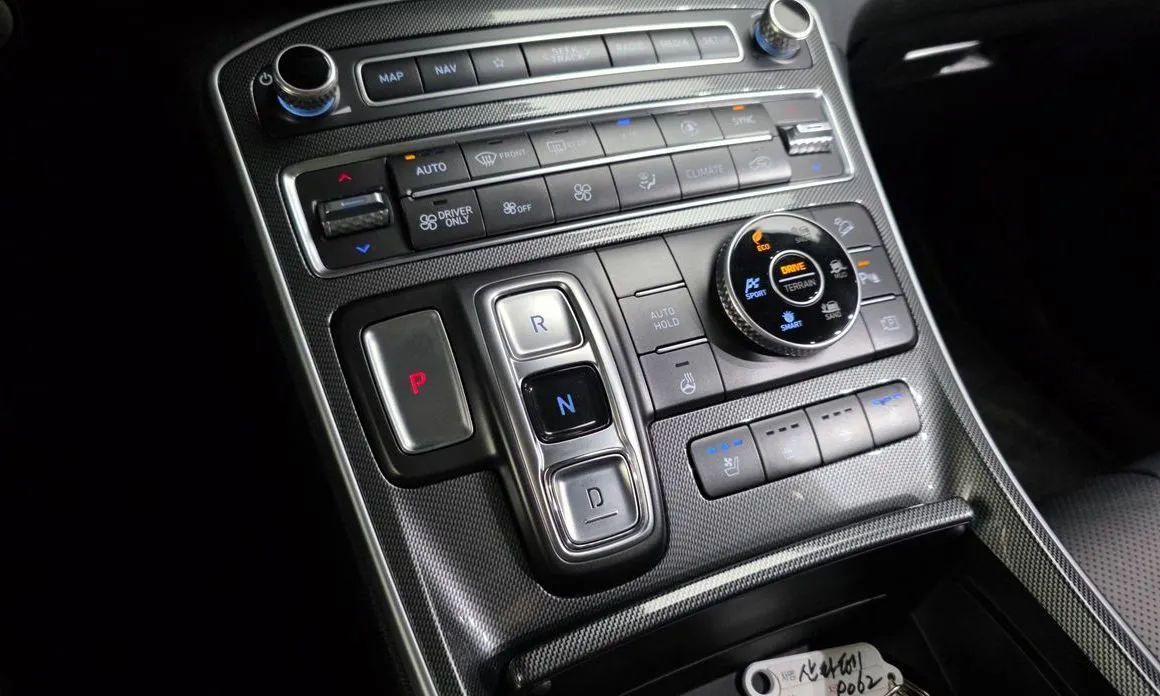 Hyundai Santafe — фото 6