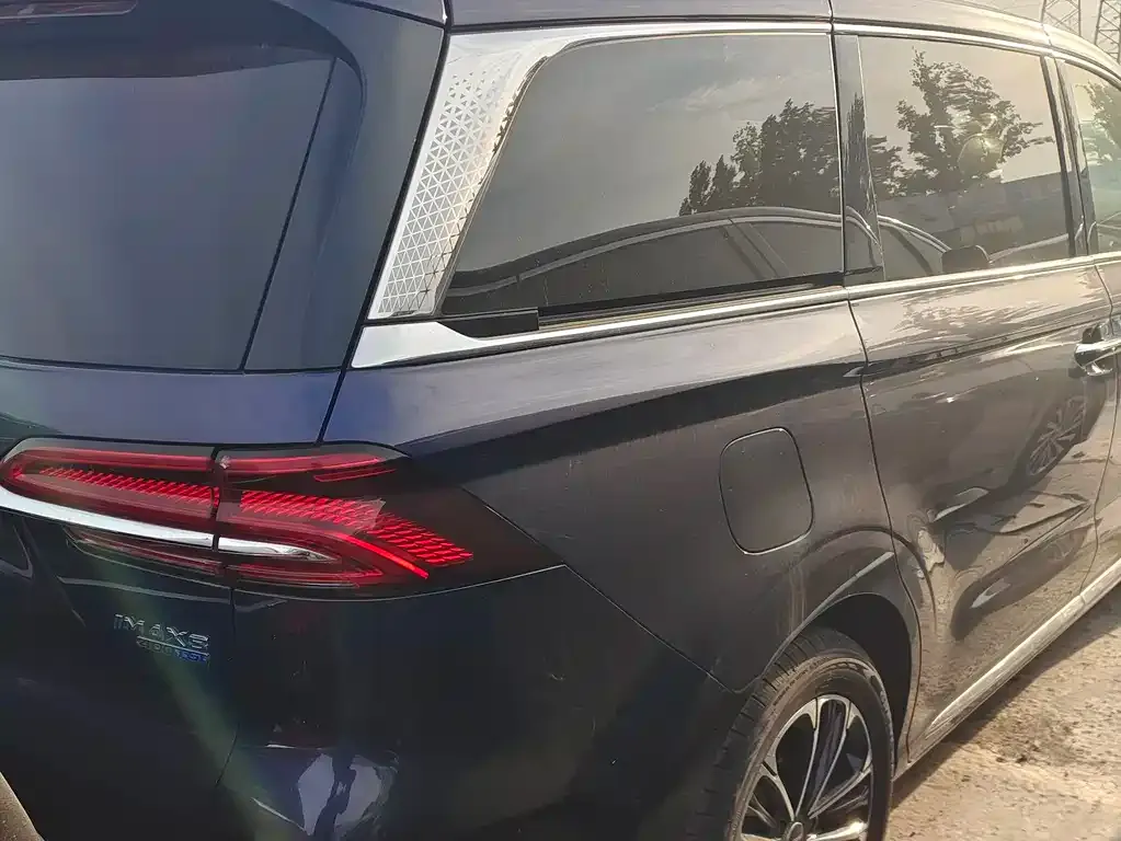 Roewe iMAX8 — фото 6