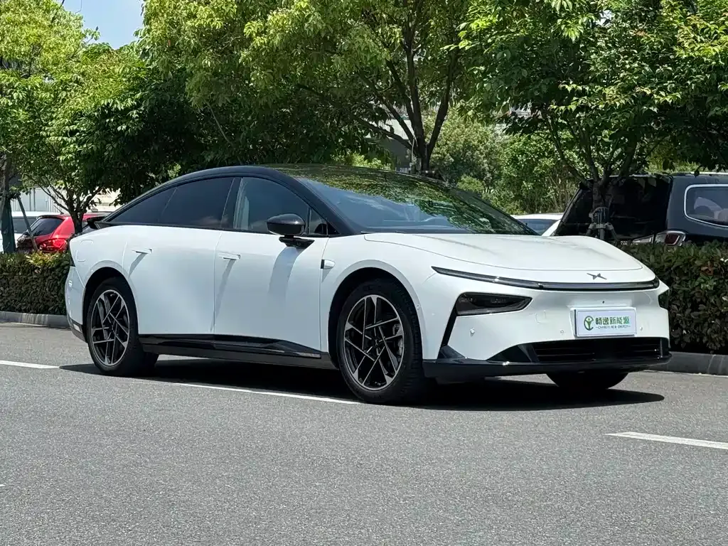 XPeng P7+ — фото 10