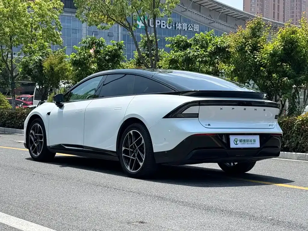 XPeng P7+ — фото 4