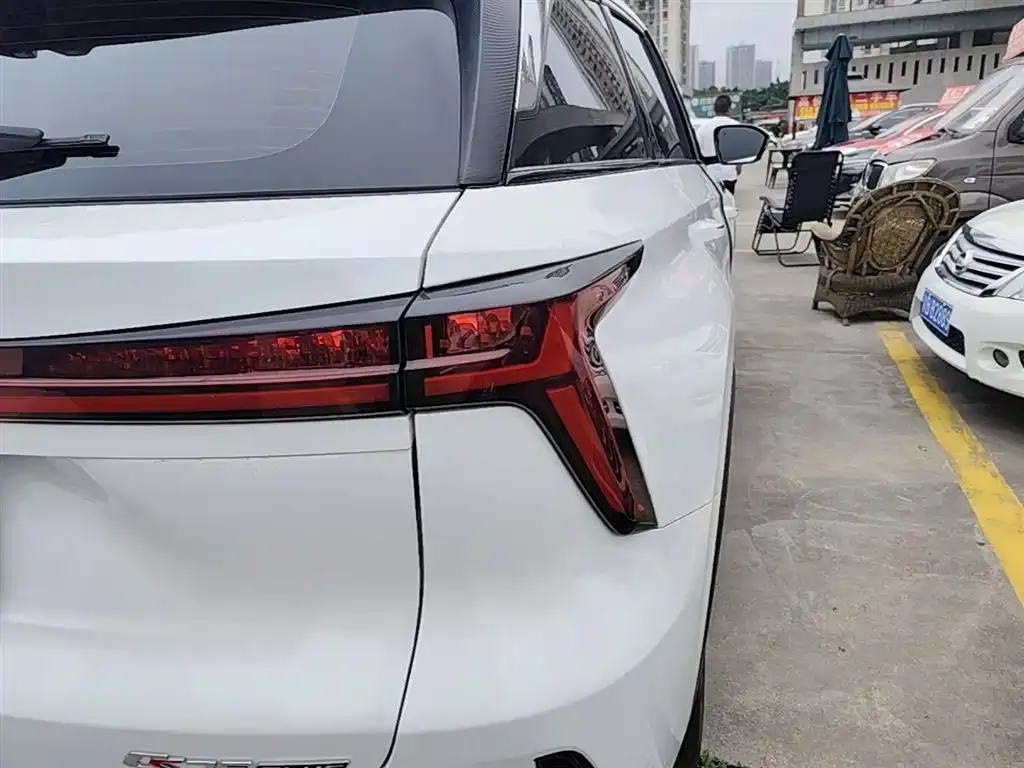 Changan CS75PLUS — фото 2