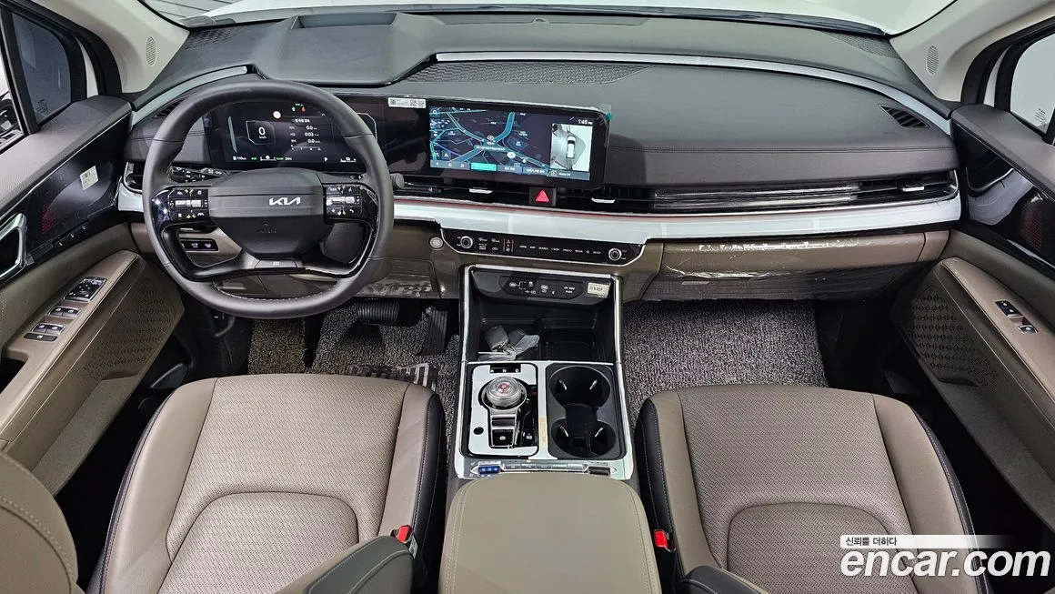 Kia Carnival — фото 10