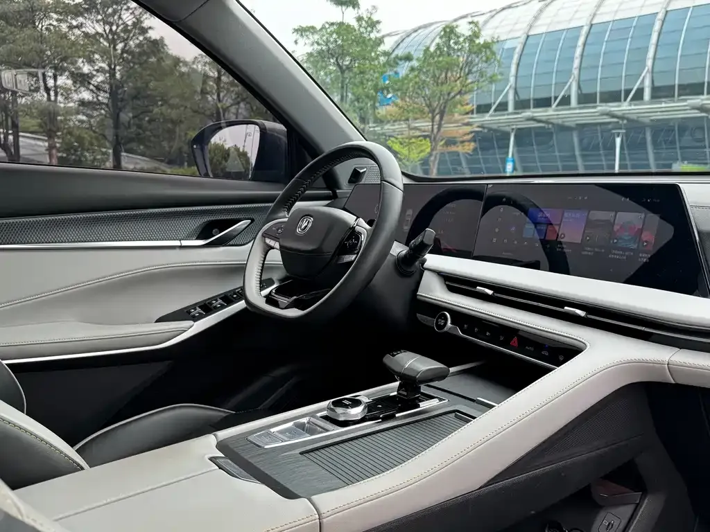Changan CS75PLUS — фото 10