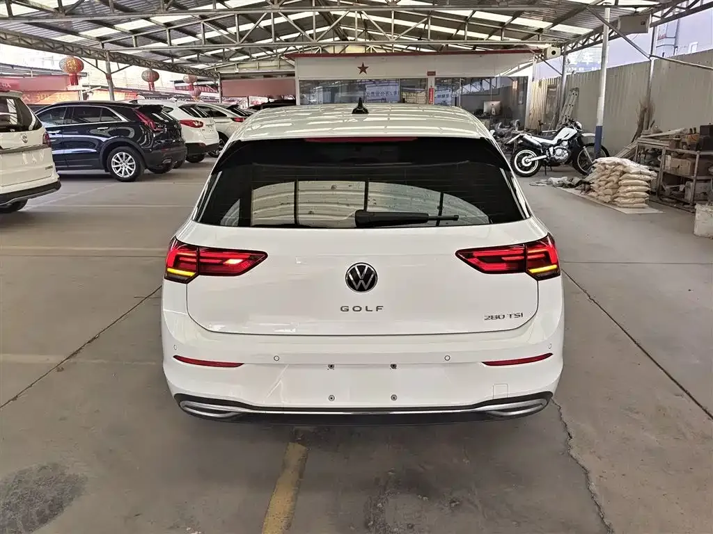 Volkswagen Golf — фото 6