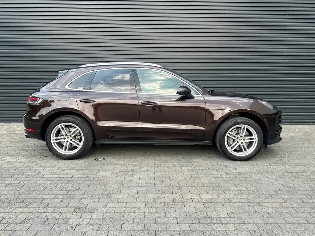 Porsche Macan — фото 8