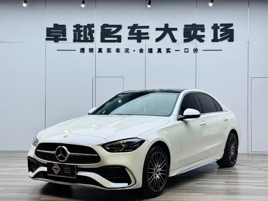 Mercedes-Benz C-Class — фото 1