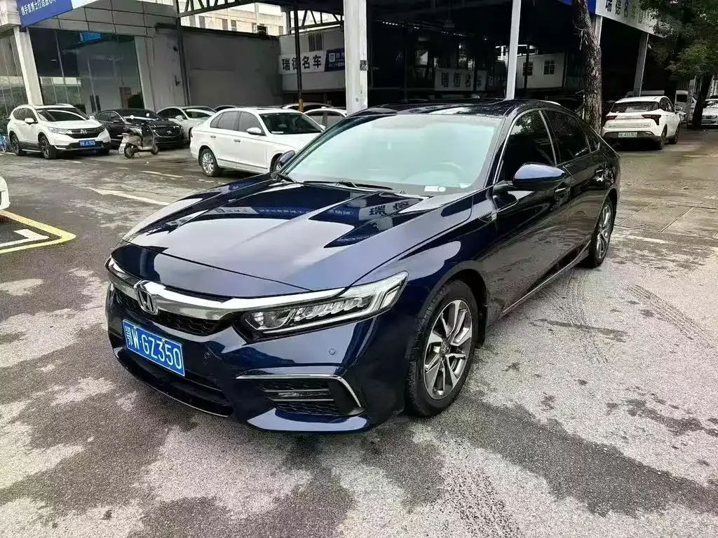 Honda Inspire — фото 1