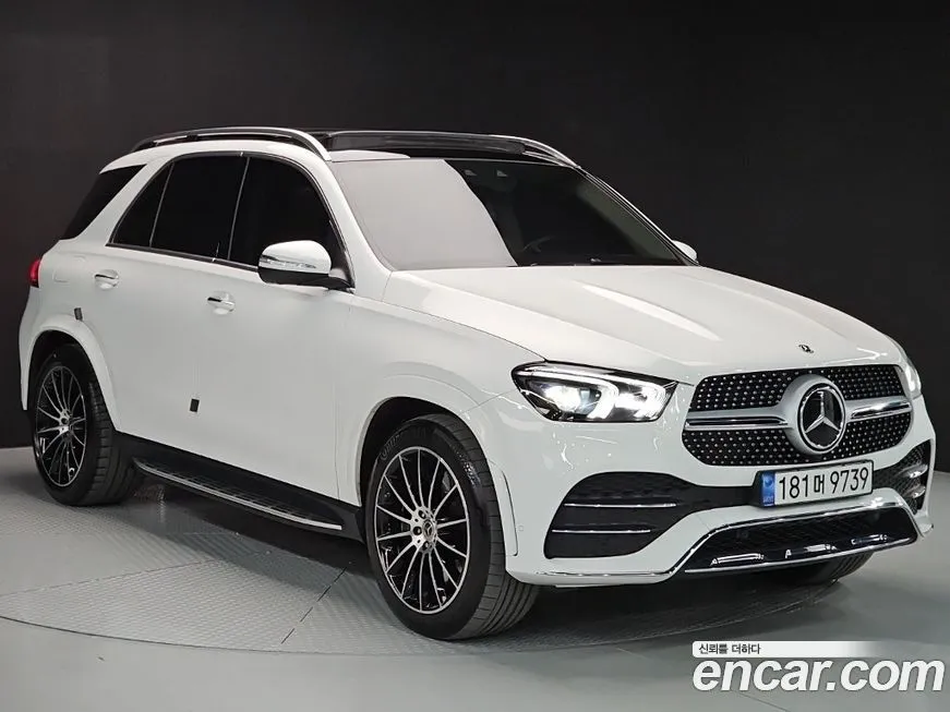 Mercedes-Benz GLE-Class — фото 6