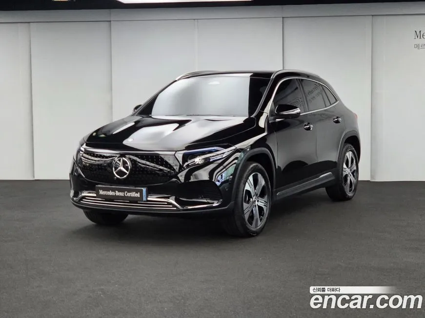 Mercedes-Benz EQA — фото 1
