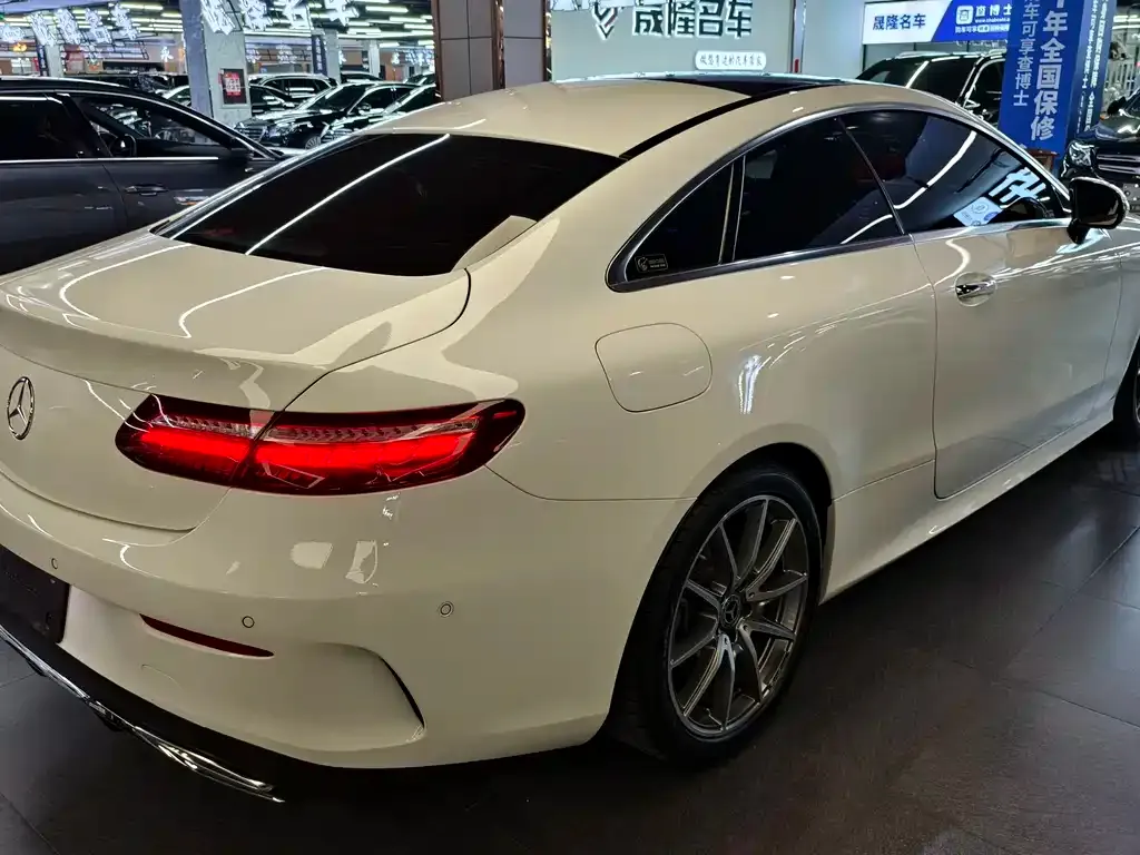 Mercedes-Benz E-Class (Import) — фото 6