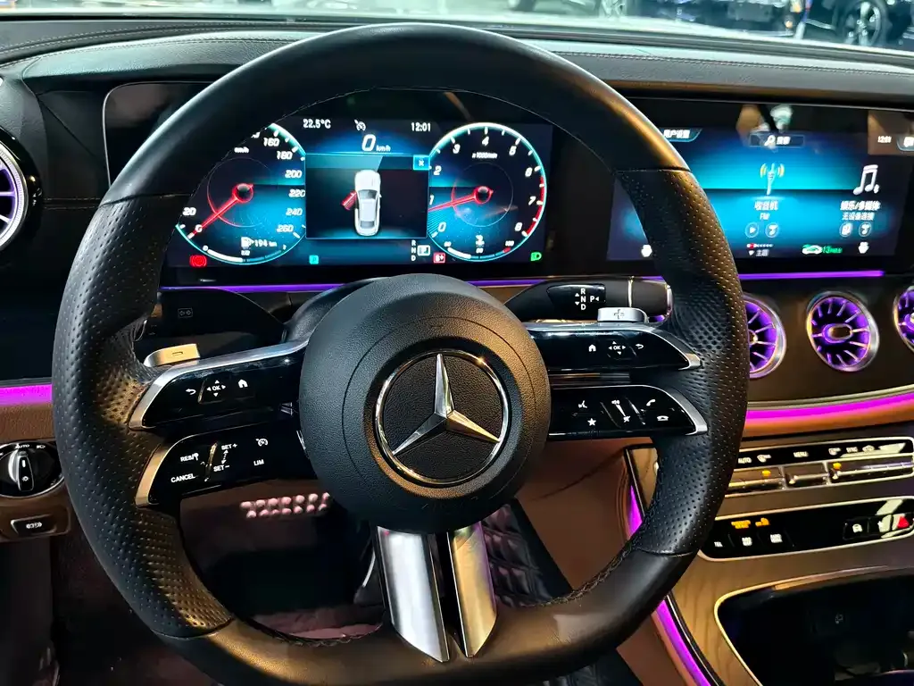 Mercedes-Benz E-Class (Import) — фото 9