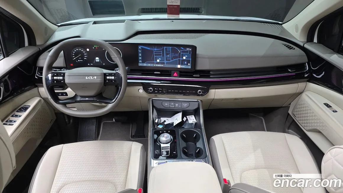 Kia Carnival — фото 10