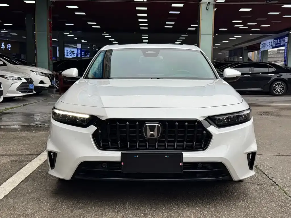 Honda Inspire — фото 4