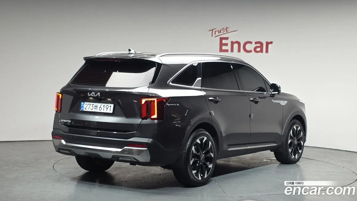 Kia Sorento — фото 5