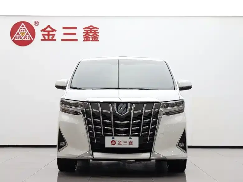 Toyota Alphard — фото 2