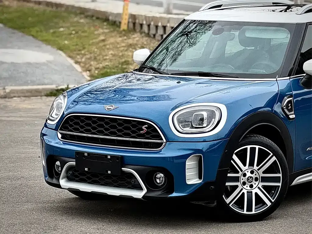 MINI Countryman — фото 9