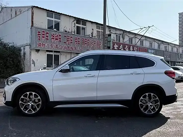 BMW X1 — фото 3