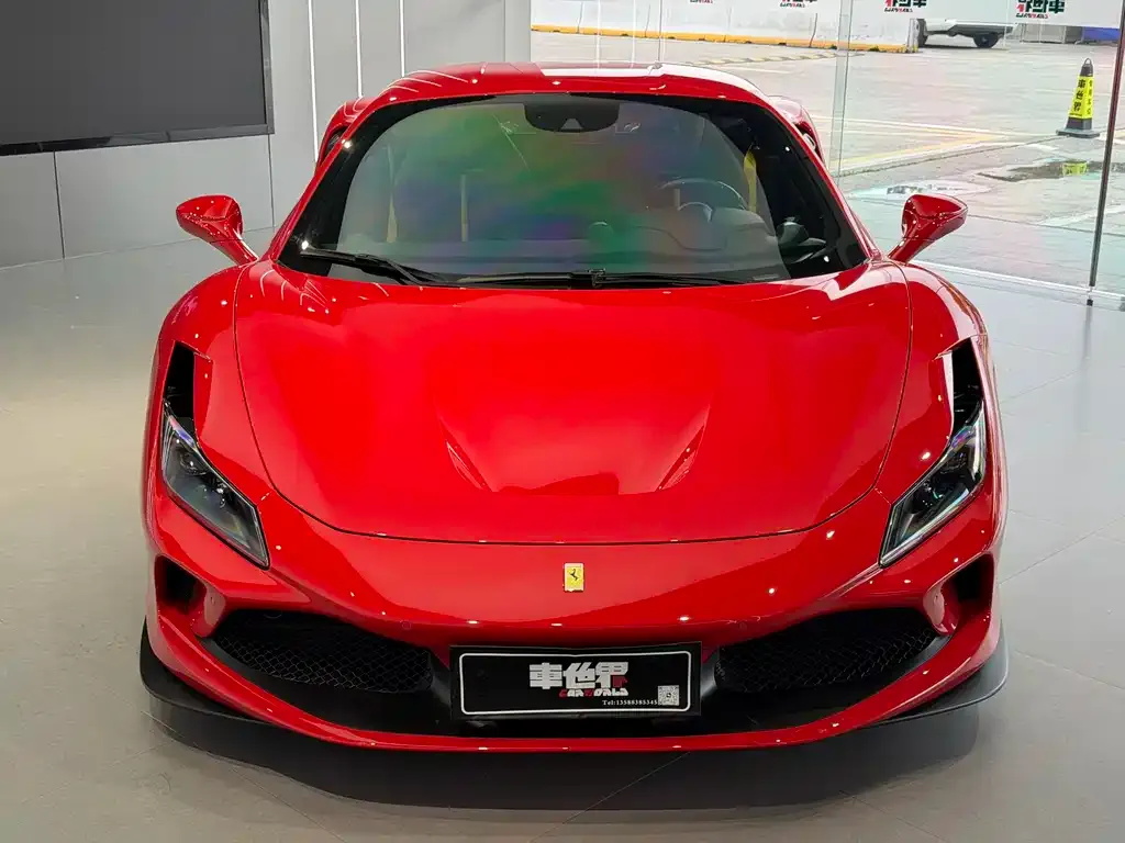 Ferrari F8 — фото 5