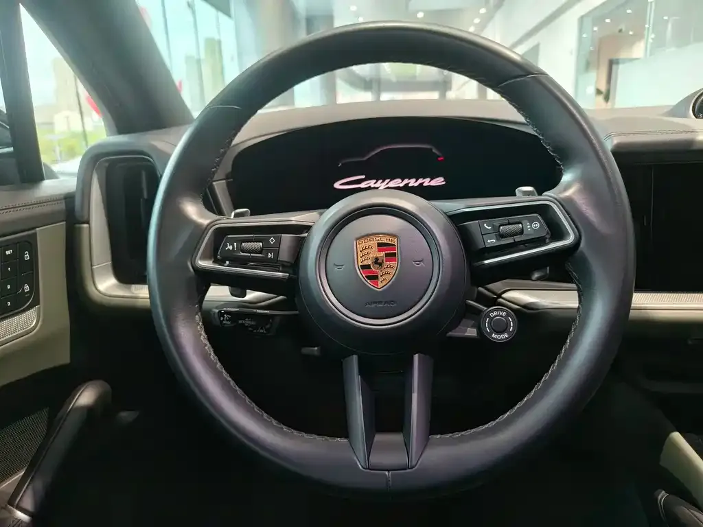 Porsche Cayenne Hybrid — фото 8