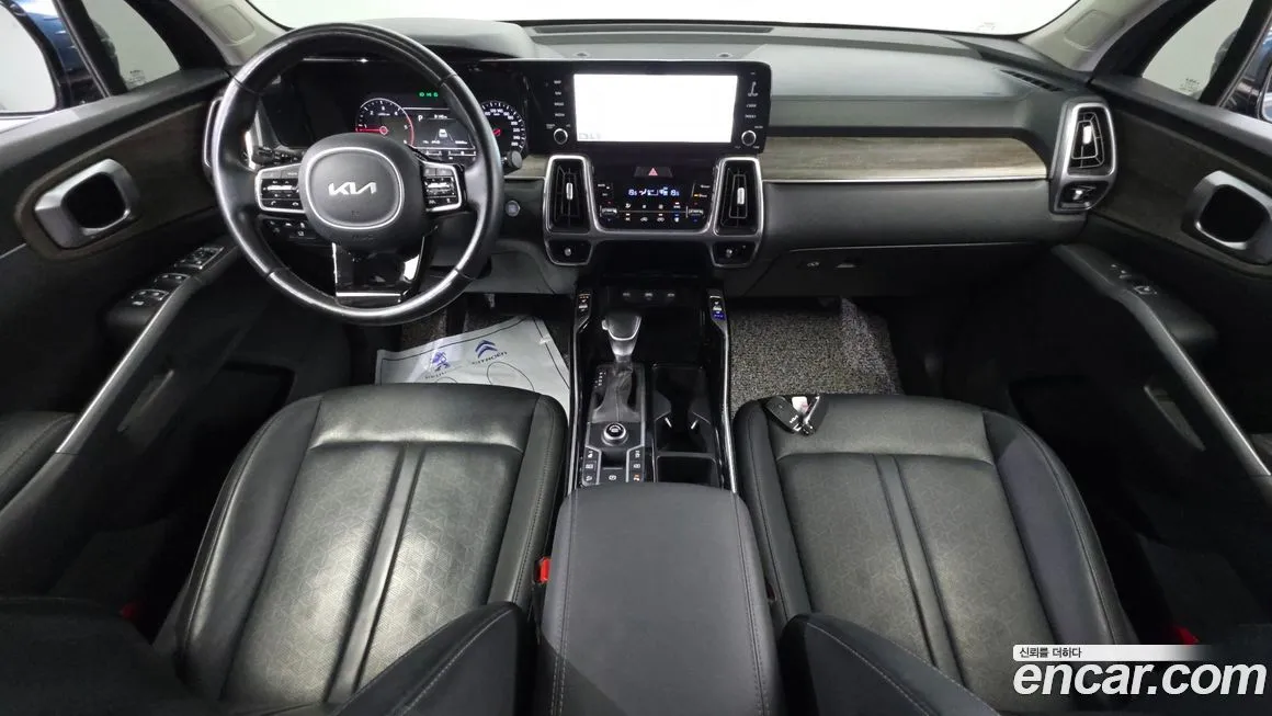 Kia Sorento — фото 9