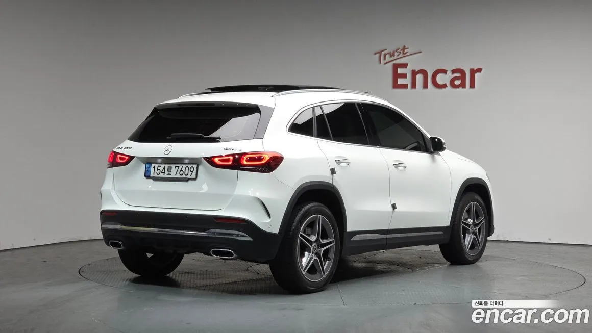 Mercedes-Benz GLA-Class — фото 5
