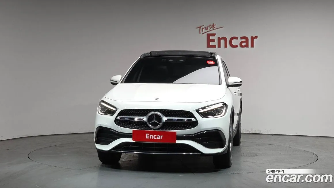 Mercedes-Benz GLA-Class — фото 2