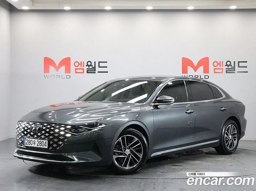 Hyundai Grandeur — фото 1