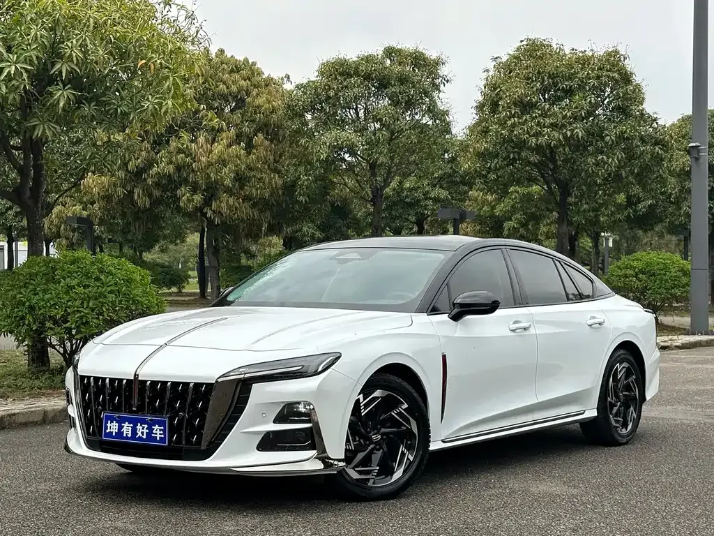 Hongqi H6 — фото 1