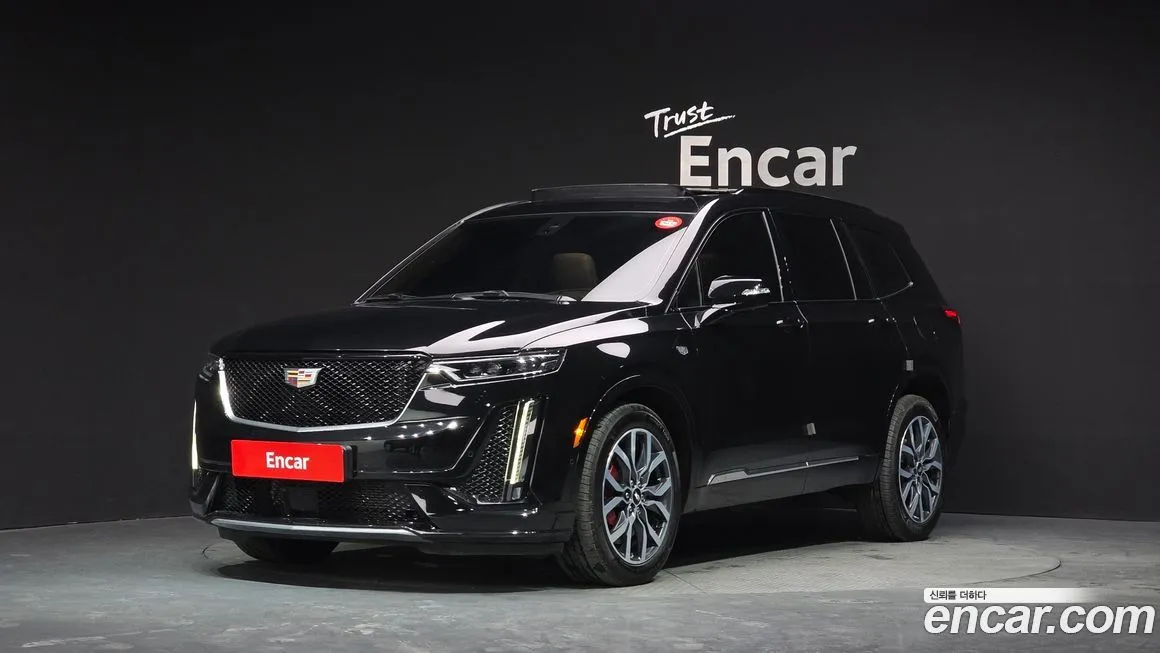 Cadillac XT6 — фото 1