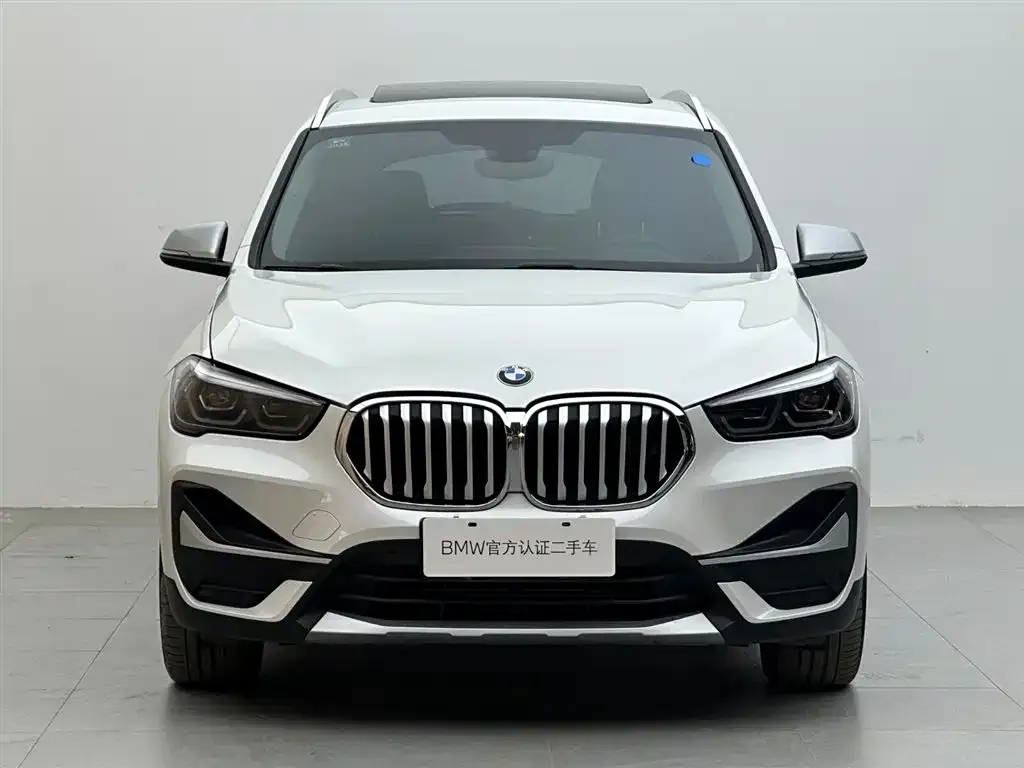 BMW X1 — фото 5