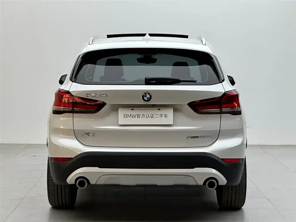 BMW X1 — фото 2