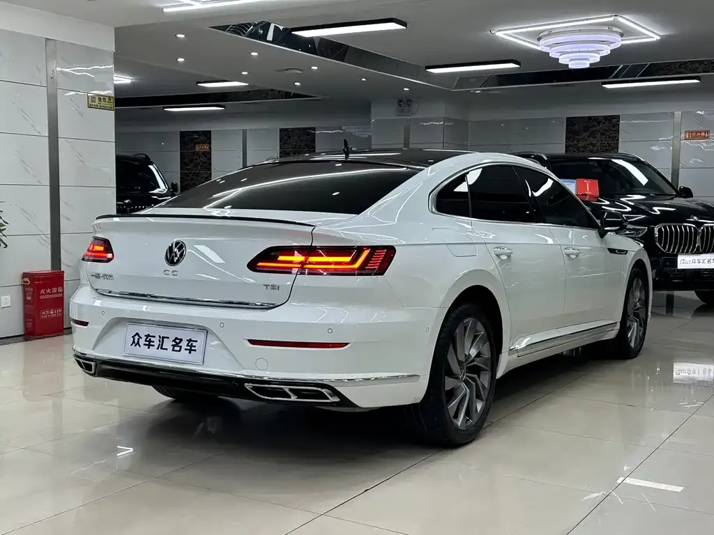 Volkswagen CC — фото 2