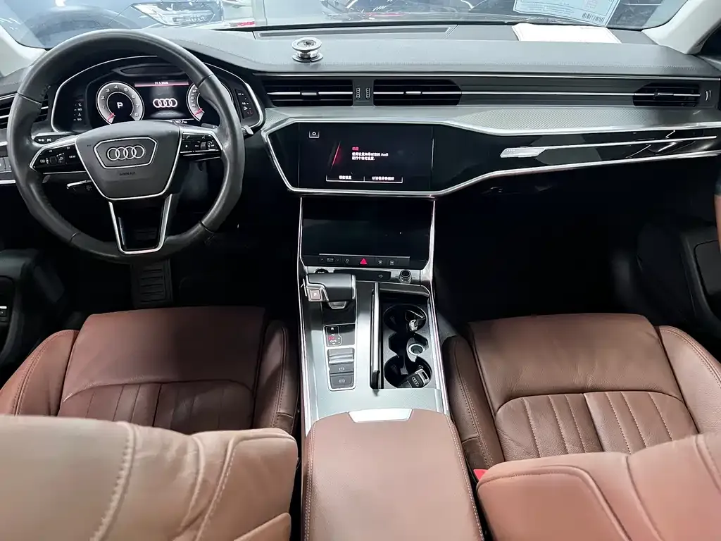 Audi A6L — фото 7