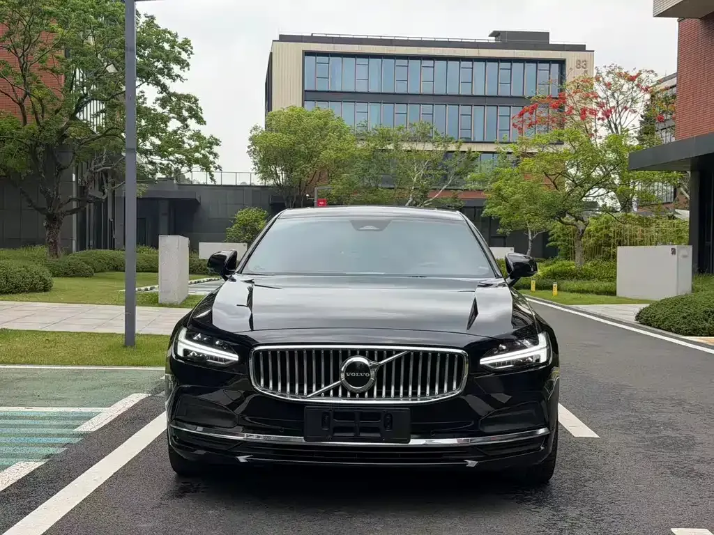 Volvo S90 — фото 8