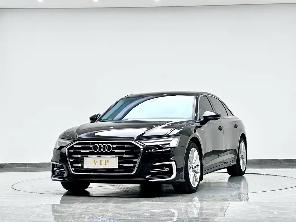 Audi A6L — фото 1