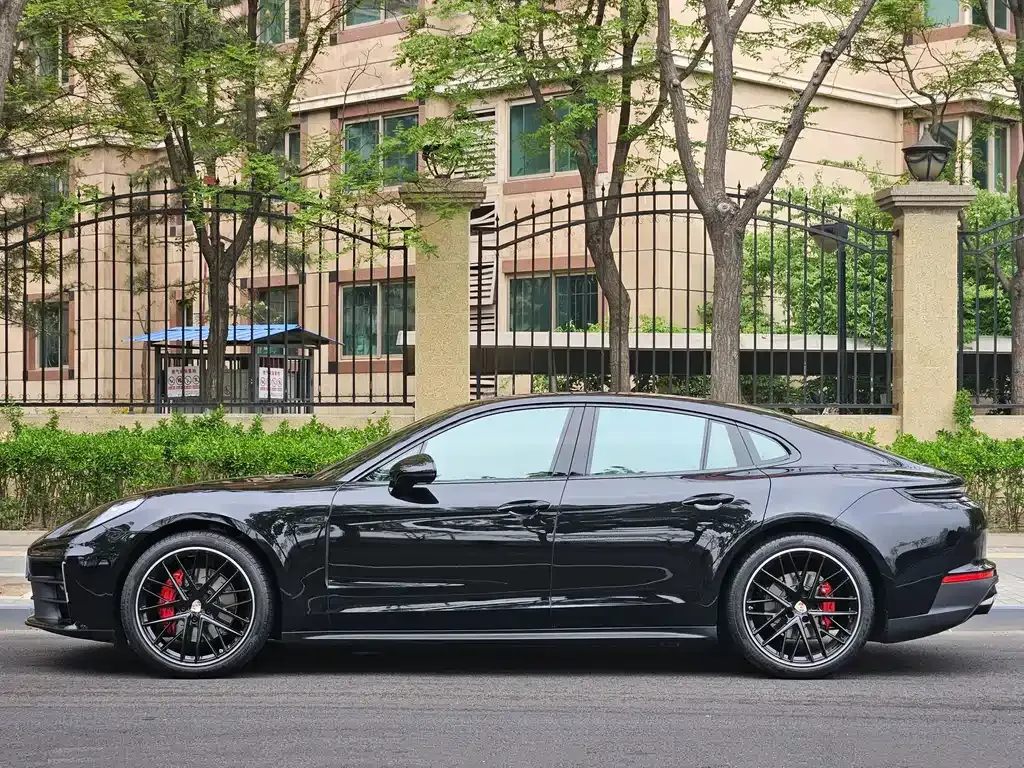 Porsche Panamera — фото 10