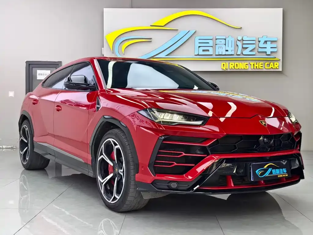 Lamborghini Urus — фото 7