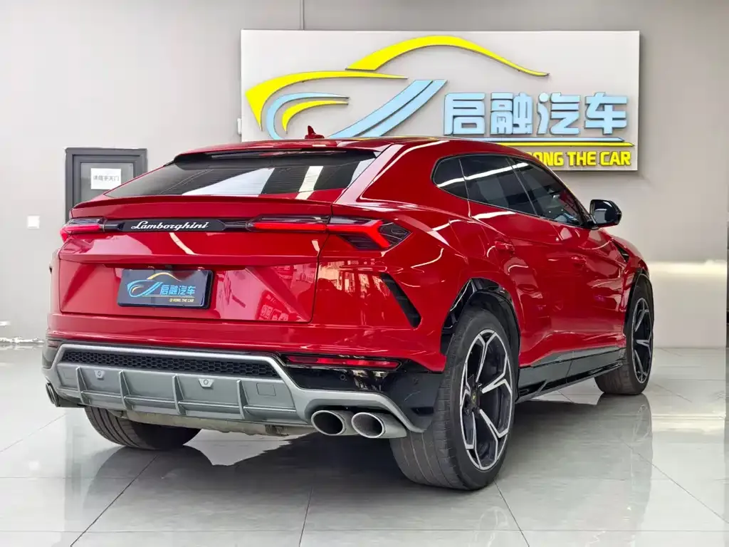 Lamborghini Urus — фото 3