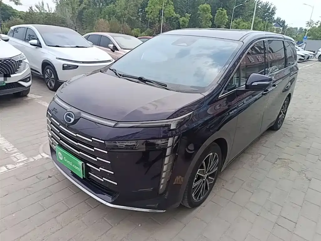 GAC Motor E8 Hybrid — фото 2