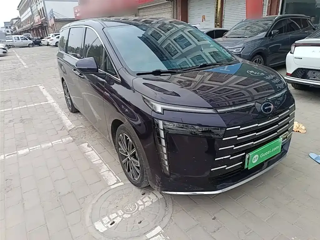 GAC Motor E8 Hybrid — фото 7