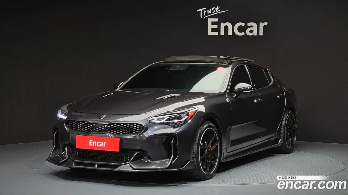 Kia Stinger — фото 1