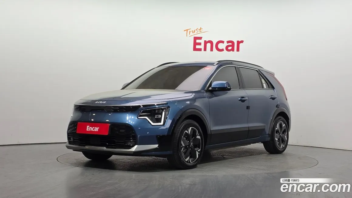 Kia Niro — фото 1