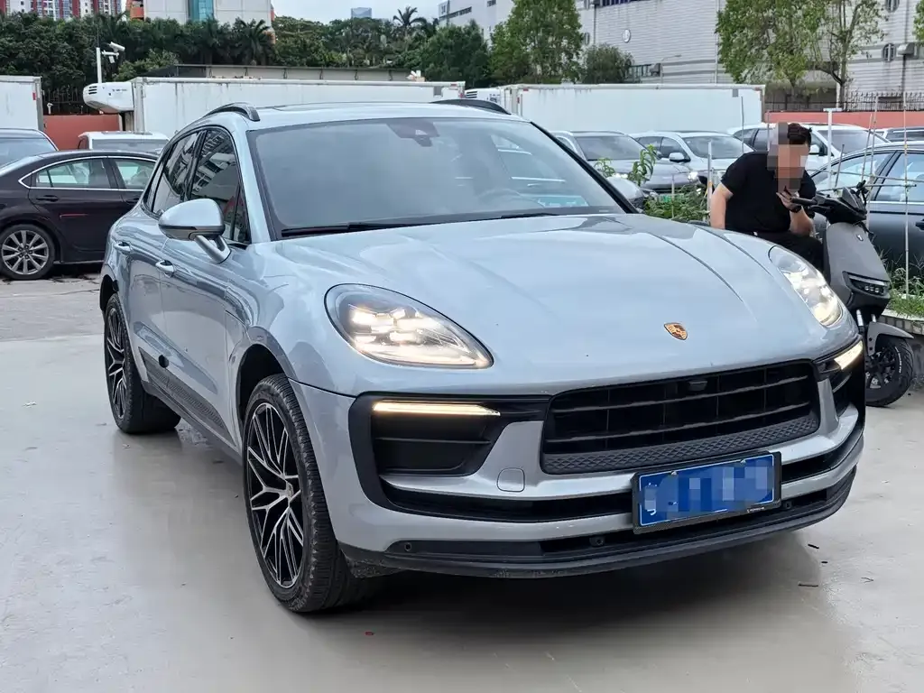 Porsche Macan — фото 1