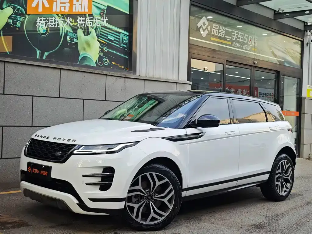 Land Rover Evoque — фото 1