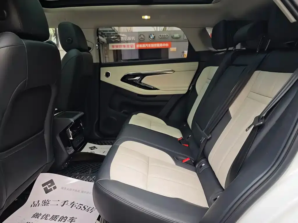 Land Rover Evoque — фото 2