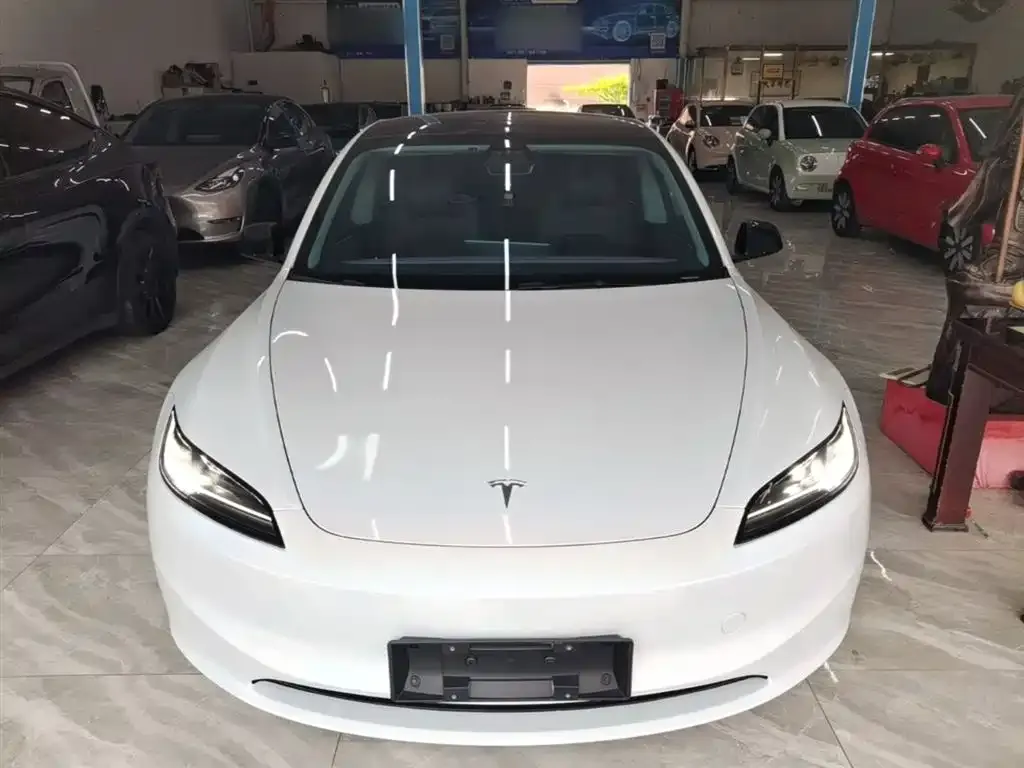 Tesla Model 3 — фото 2