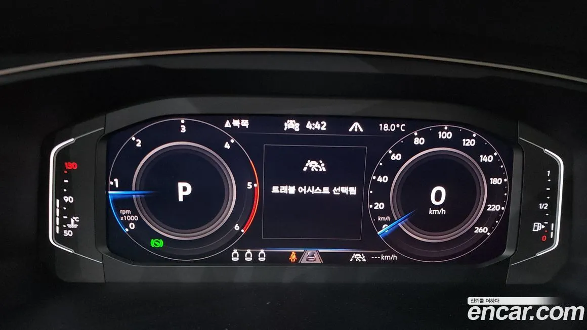 Volkswagen Tiguan — фото 10
